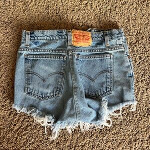 levi shorts